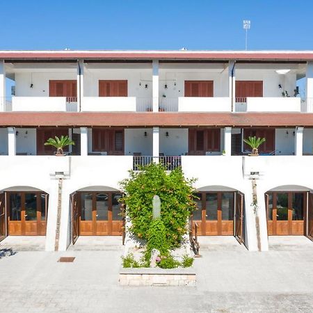 Complesso Delle Antiche Rotte Aparthotel Andrano Luaran gambar