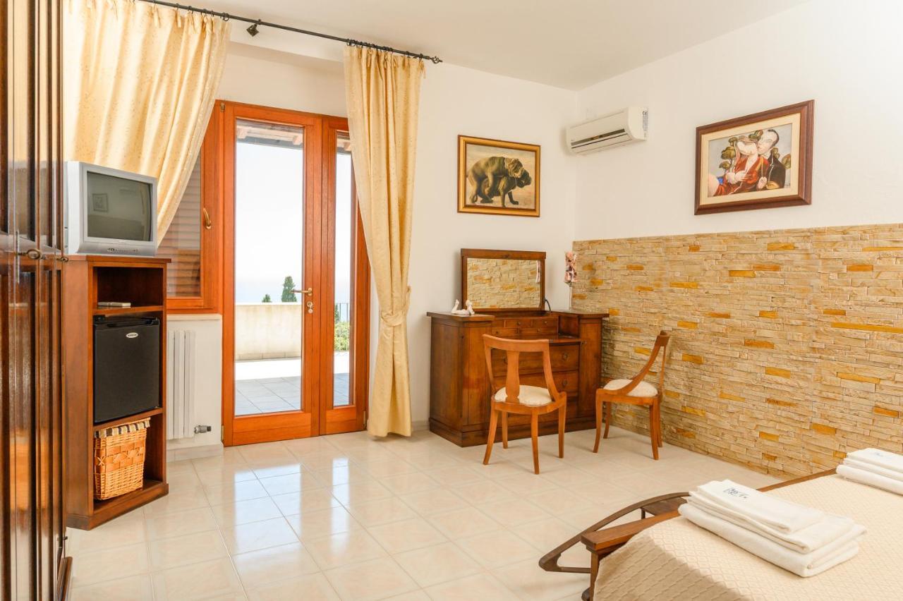 Complesso Delle Antiche Rotte Aparthotel Andrano Luaran gambar