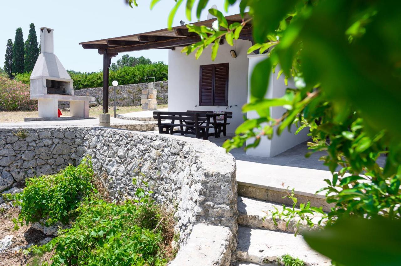 Complesso Delle Antiche Rotte Aparthotel Andrano Luaran gambar