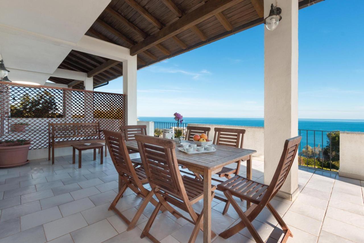 Complesso Delle Antiche Rotte Aparthotel Andrano Luaran gambar